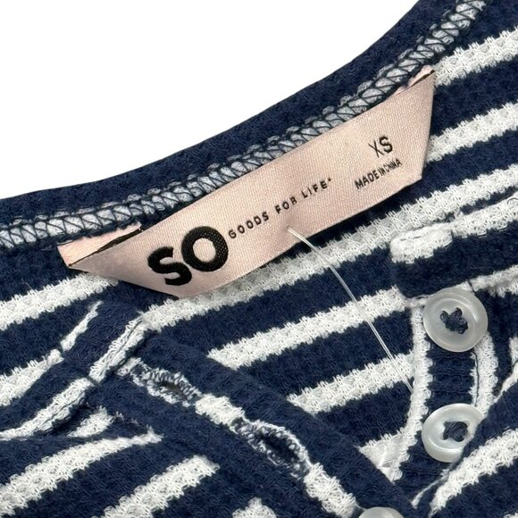 Women’s SO goods for life tank top navy/white pin stripe cotton 2010s - Picture 2 of 6